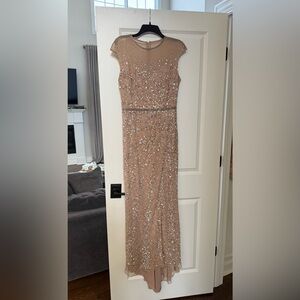 ✨✨SALE✨✨Mac Duggal Glittering Sequin Maxi Dress in Gold